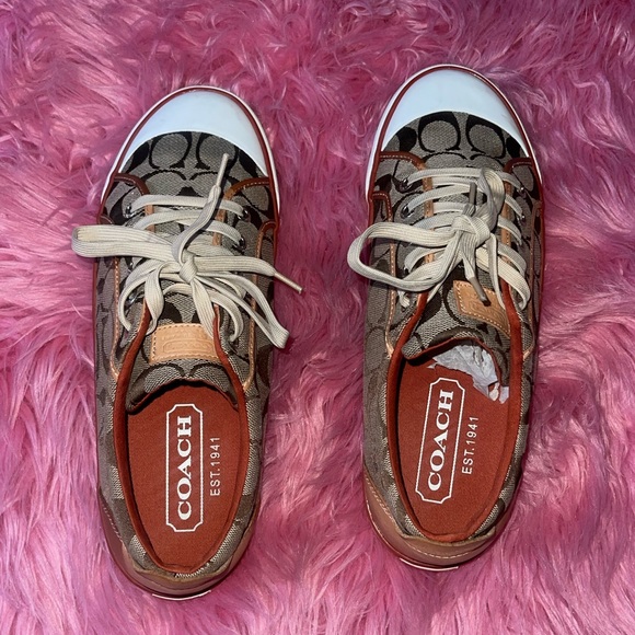 🌸Khaki coach logo sneakers🌸 - Picture 1 of 6